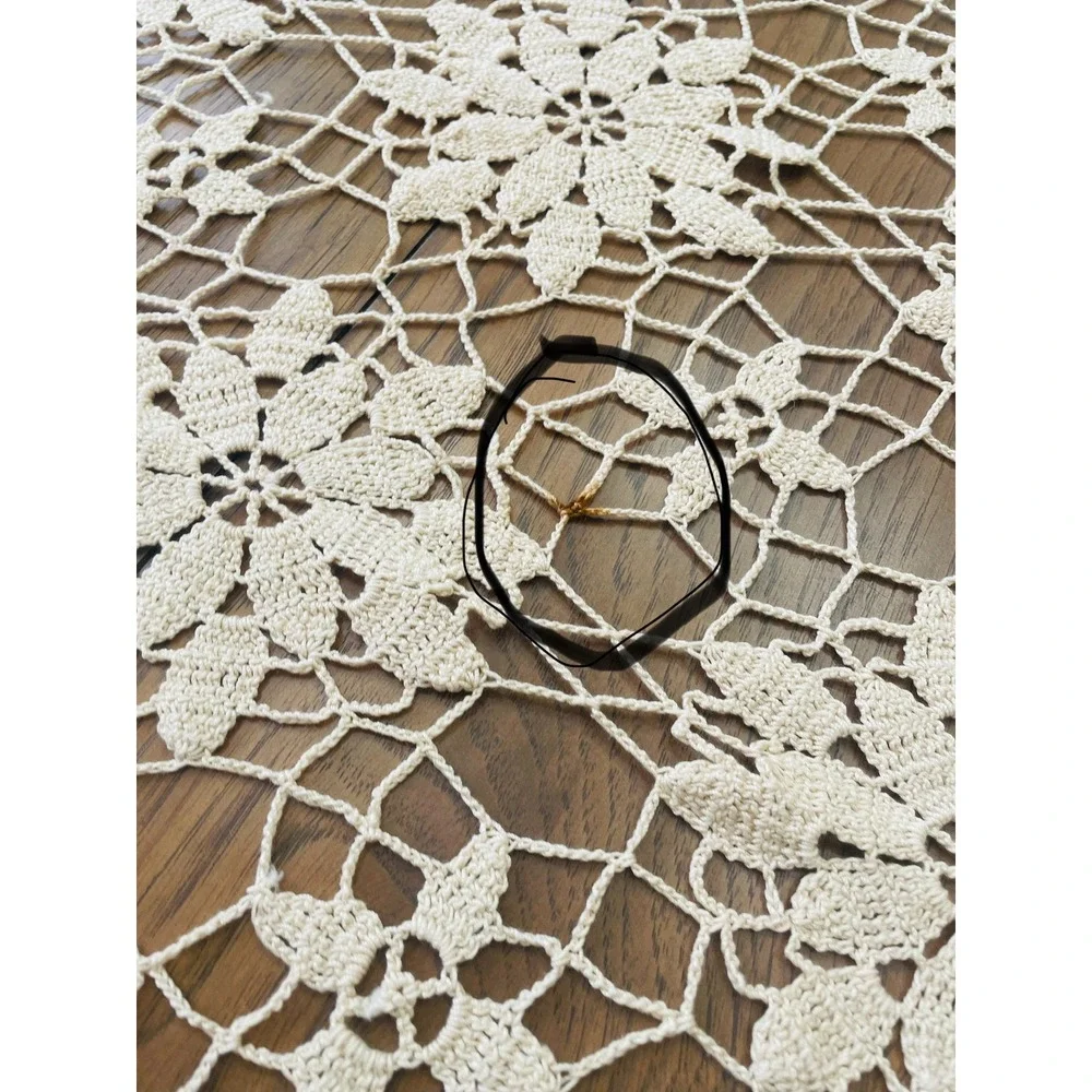 Vintage Hand Crocheted Lace Tablecloth Cream Ivory Floral Rectangular 60x80